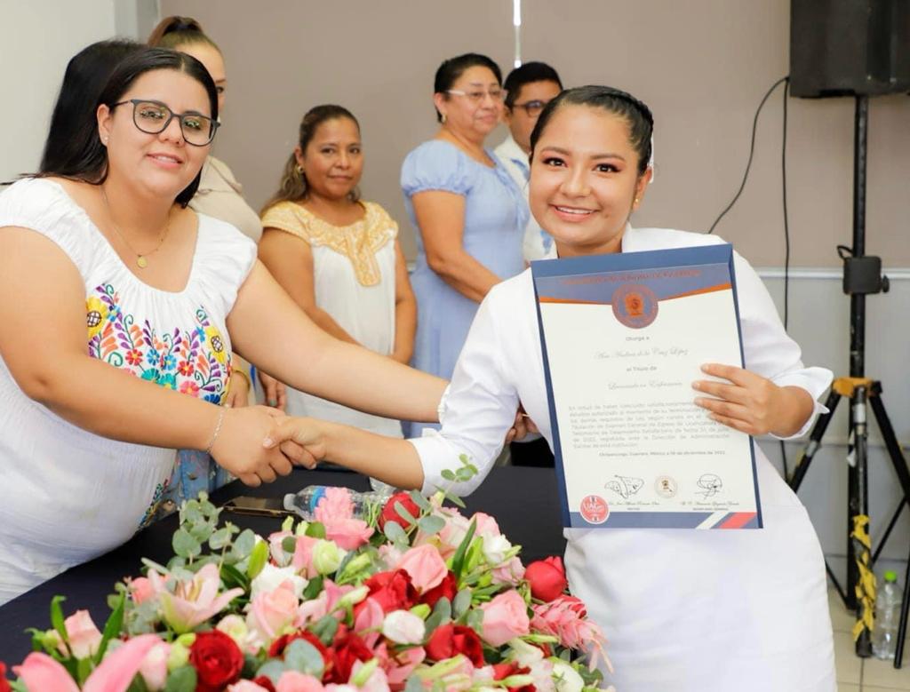 ENTREGA DE TÍTULOS